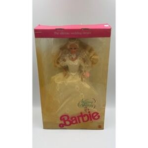 Vintage 1989 Mattel Wedding Fantasy Barbie Doll 2125 Blonde Bridal Gown NIB